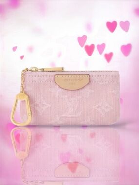 🆕🩷LOUIS VUITTON Monogram Key Pouch Wallet Gold-Tone Hardware • PINK DENIM • NWT